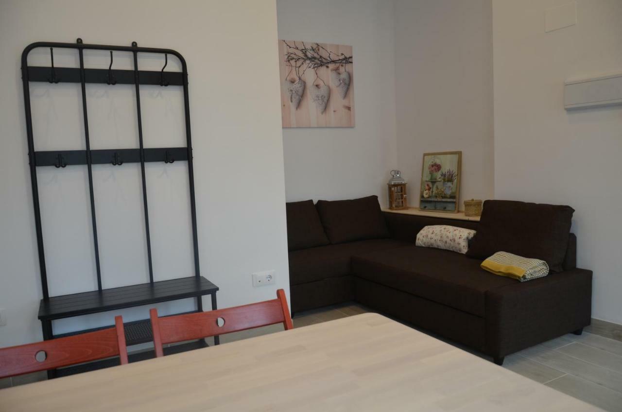 Apartamento Faustino Alvarez Севилья Экстерьер фото