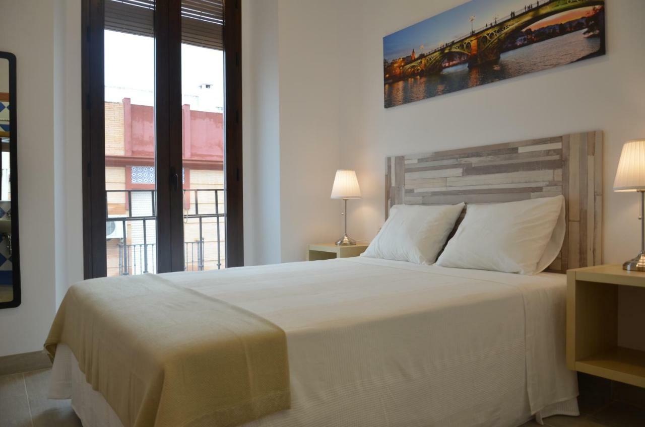 Apartamento Faustino Alvarez Севилья Экстерьер фото