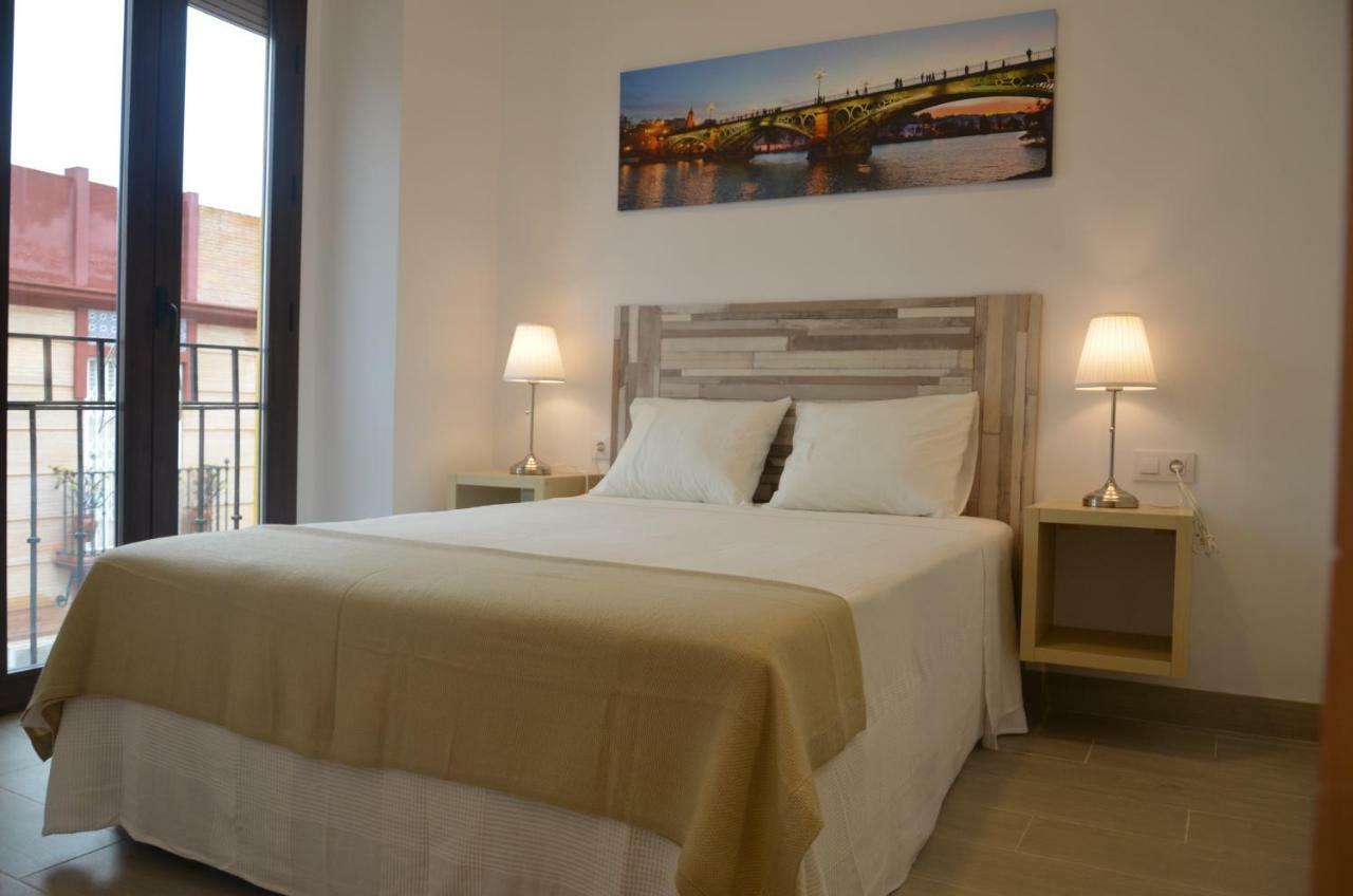 Apartamento Faustino Alvarez Севилья Экстерьер фото
