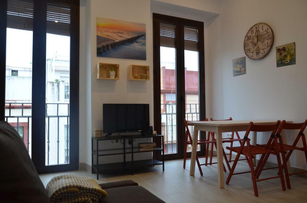 Apartamento Faustino Alvarez Севилья Экстерьер фото