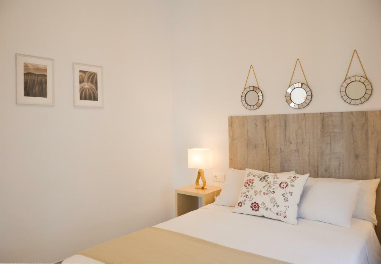 Apartamento Faustino Alvarez Севилья Экстерьер фото
